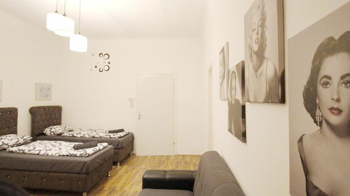 Comfortable Rooms Near Schonbrunn Palace Vienna Luaran gambar